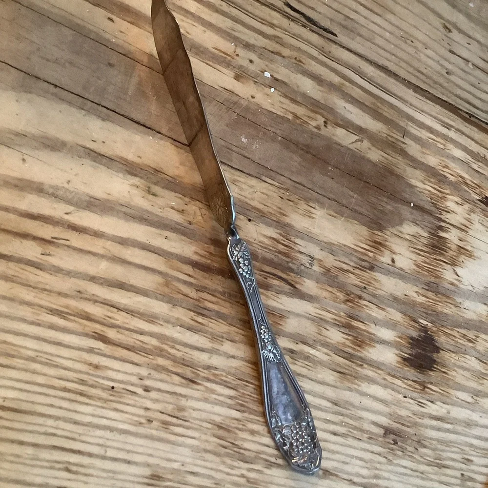 Antique Vintage Set of 3 Mismatched Silver Plate Butter Knives